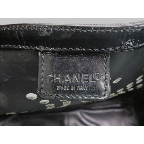 CHANEL Glossy Black Tote with Stud Accents - Picture 10 of 16